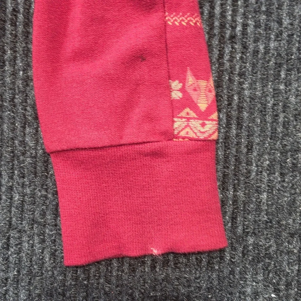 Bench Full Zip Sweatshirt Womens Small Burgundy Good Fair Isle Fox Logo Pockets